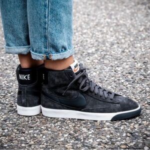 Nike Black and White Athletic Shoes